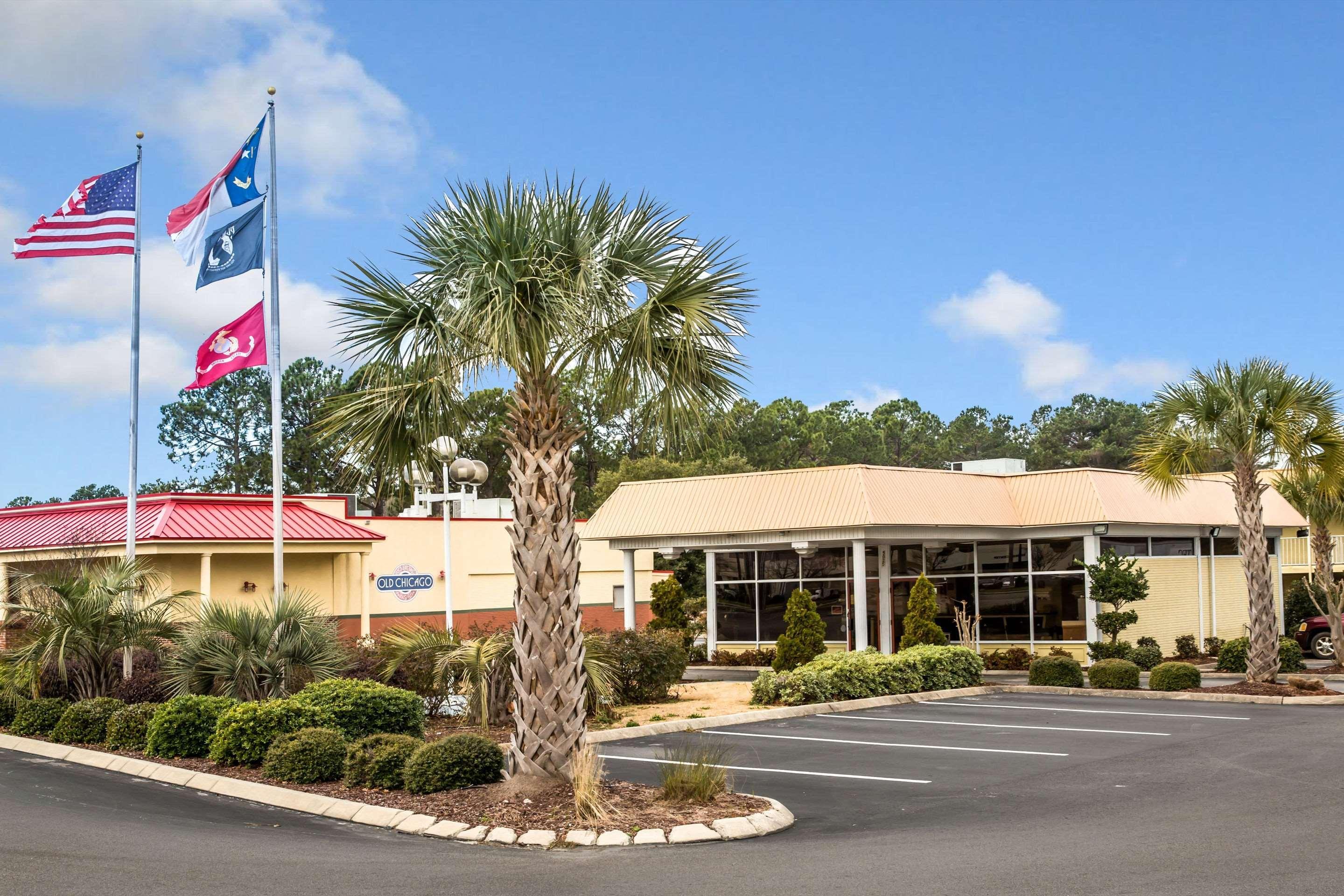 Rodeway Inn & Suites Wilmington North Exterior foto