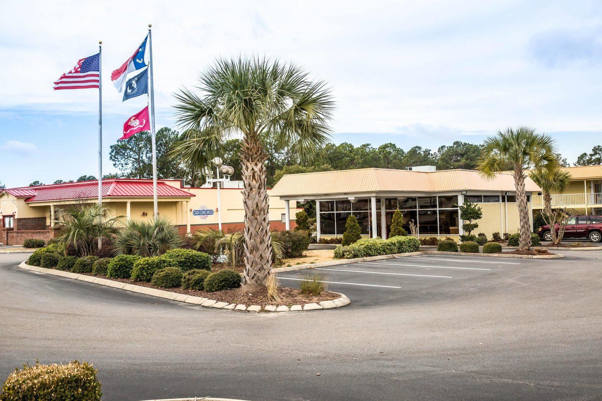 Rodeway Inn & Suites Wilmington North Exterior foto